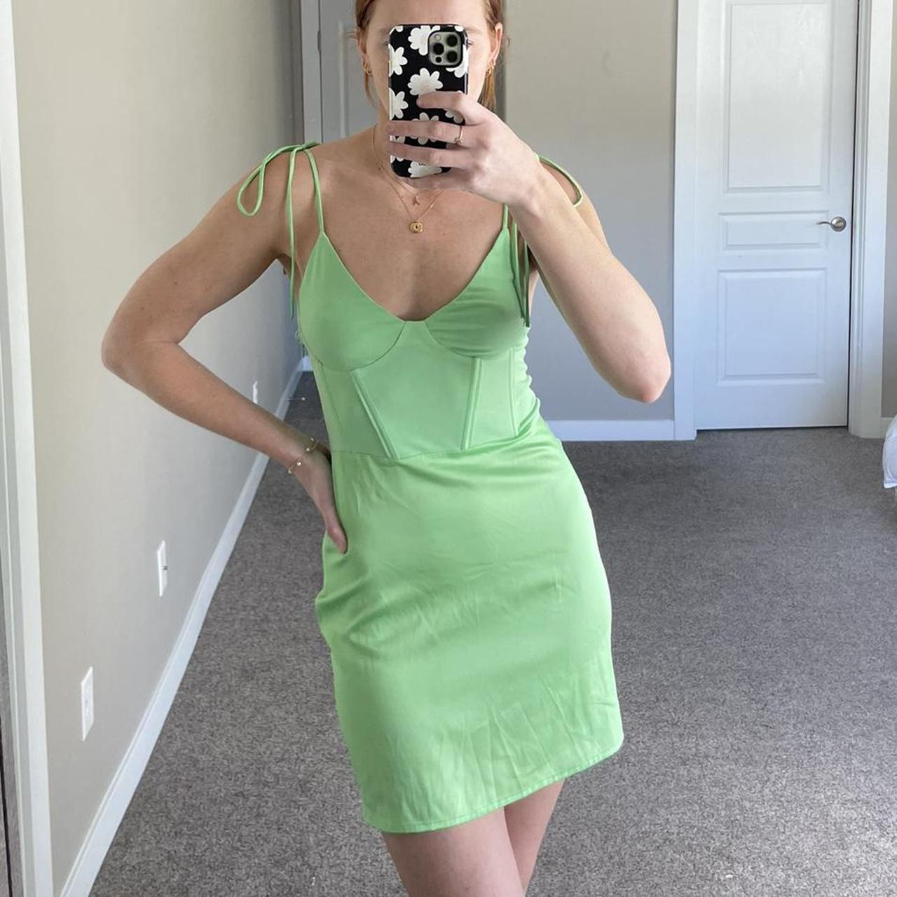 Zara Women's Green Dress Depop