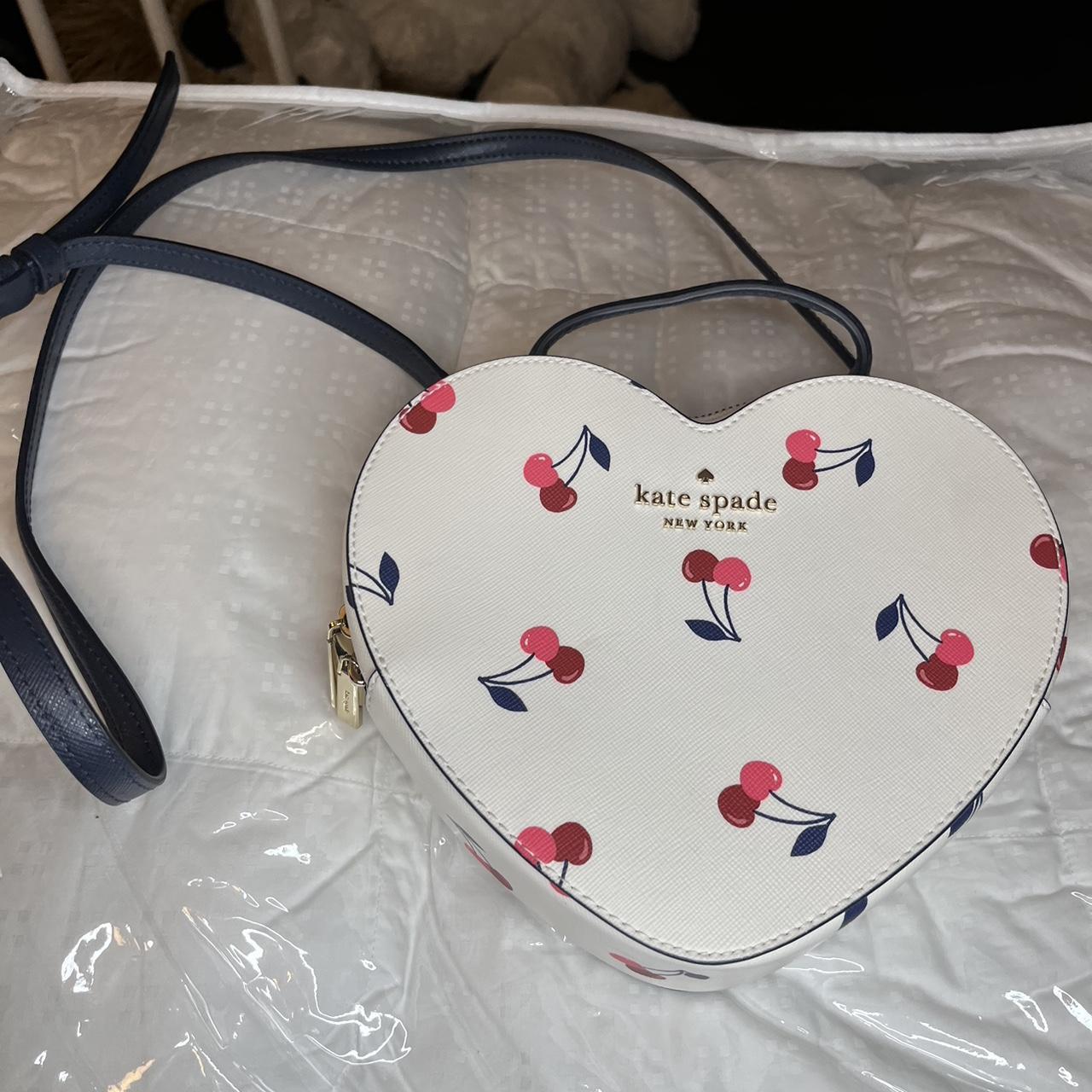 Light pink Kate Spade heart purse. Very spacious and - Depop