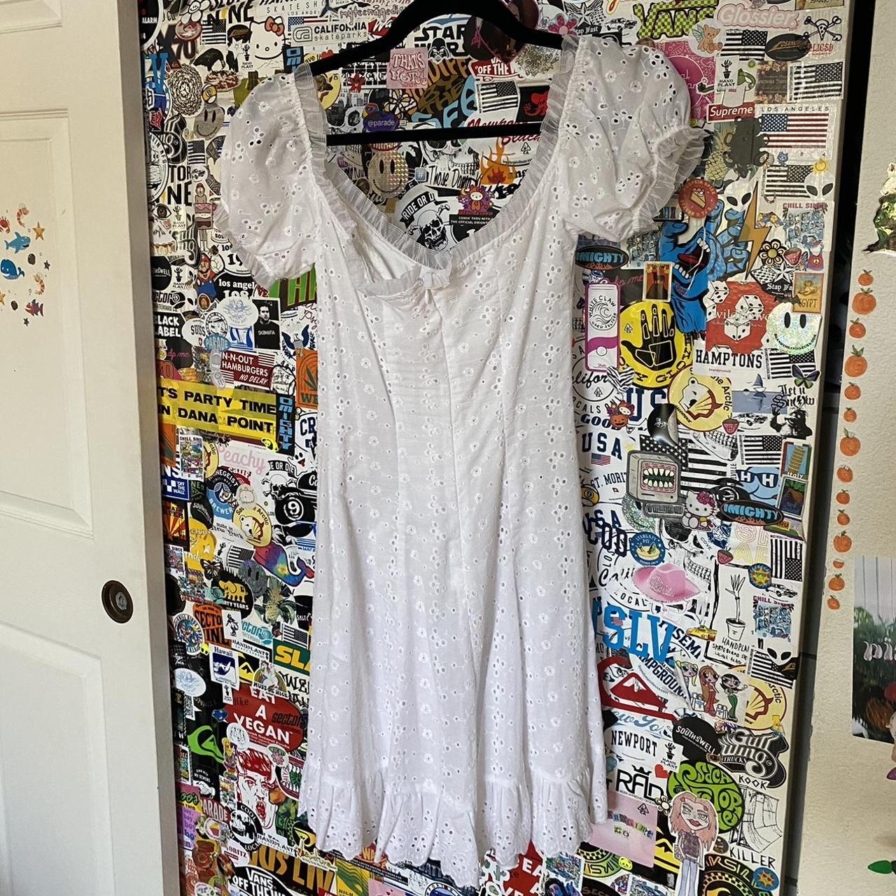 Iconic daisy daisy tv daisy limited white eyelet... Depop