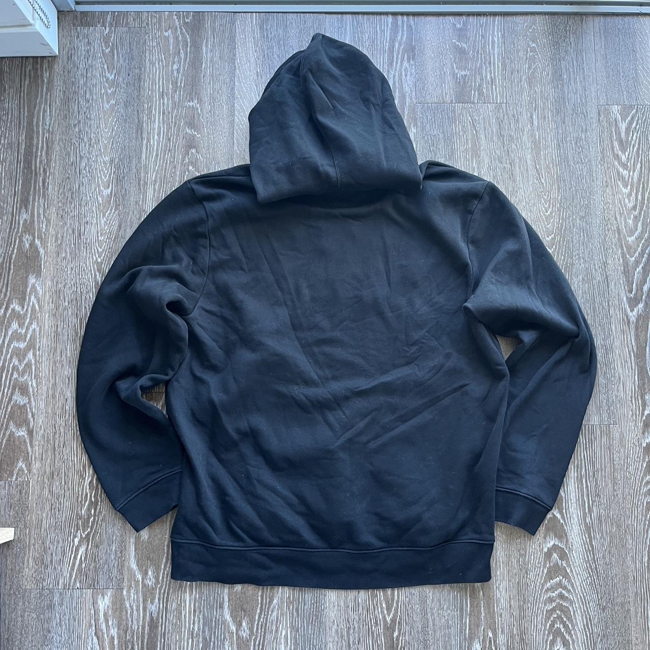 Gap Men's Black and Grey Hoodie | Depop