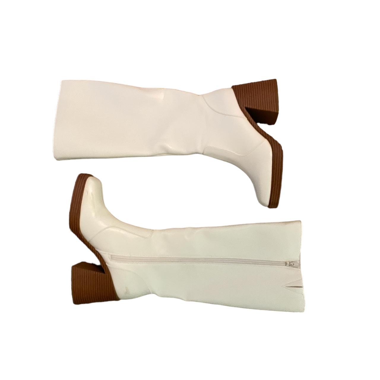 エルゴラ Zara over the knee off white high heeled boots with squared