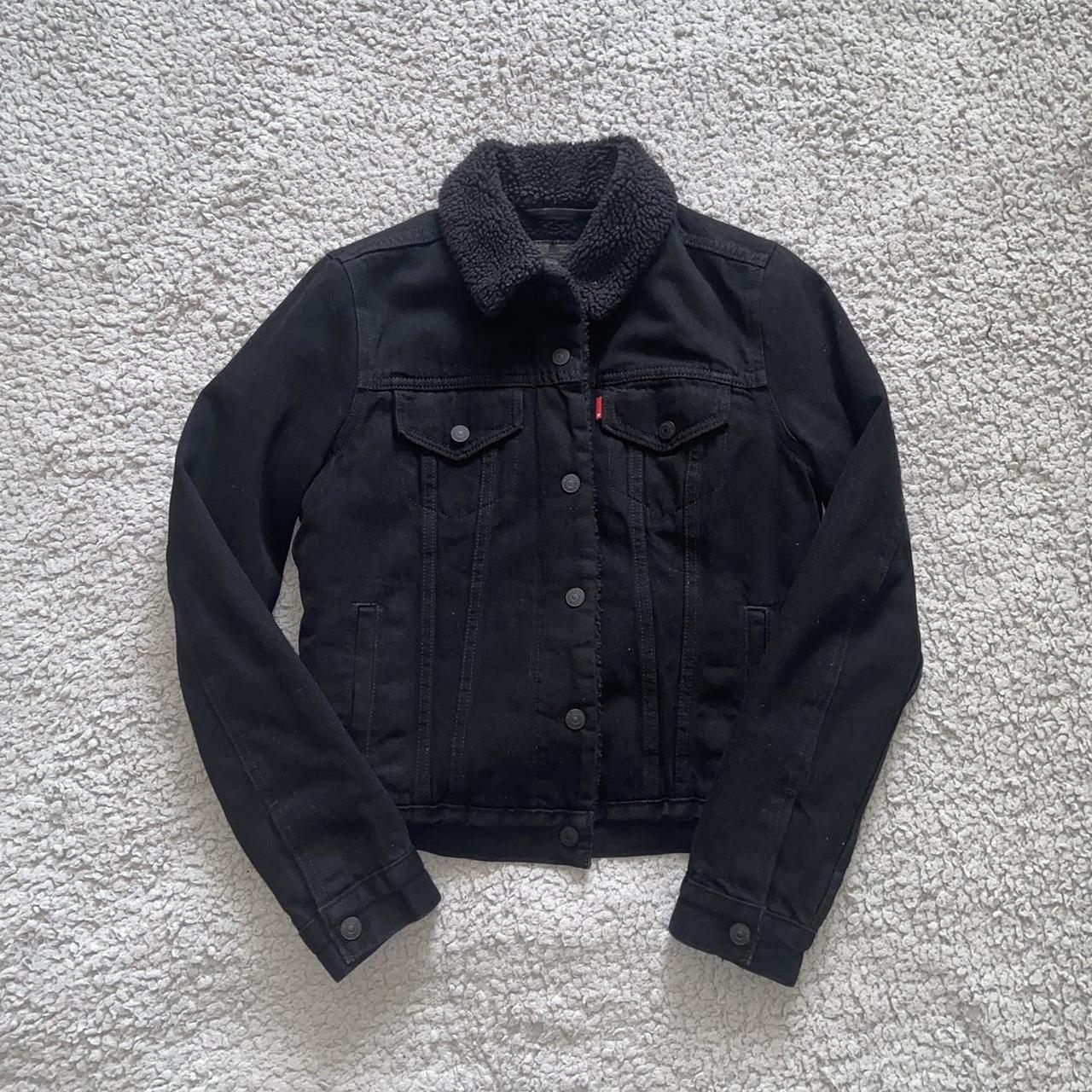 Levi s Black Sherpa lined Denim jacket Size Small. Depop