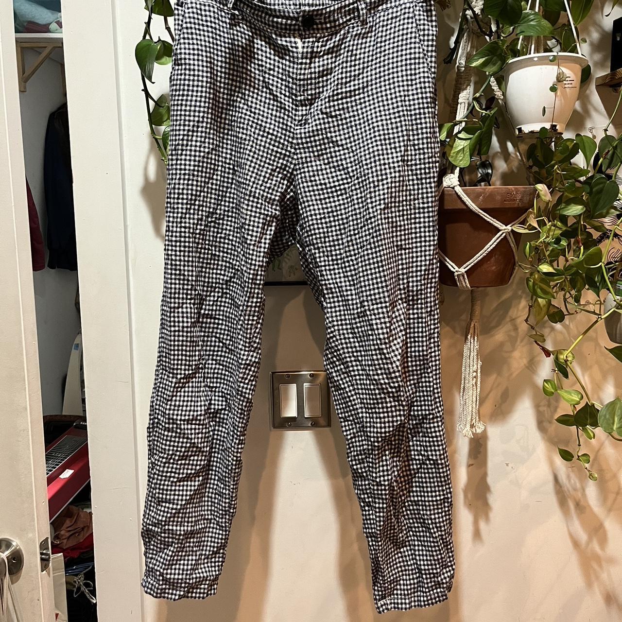 Gingham Uniqlo trousers Some stretch in the waist -... - Depop