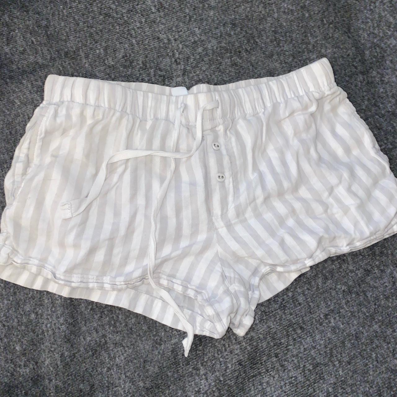 Target Women's White Shorts | Depop