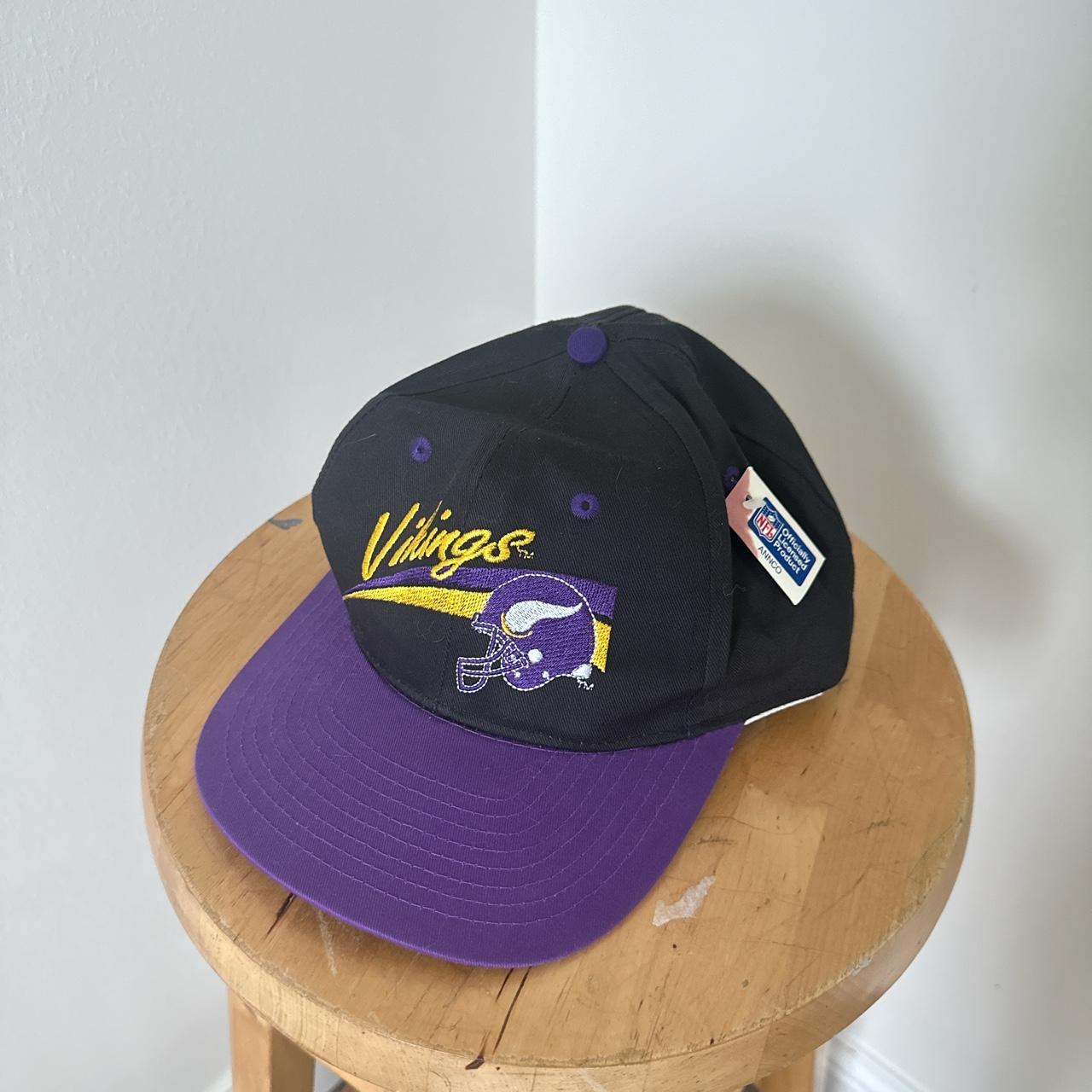 black minnesota vikings hat