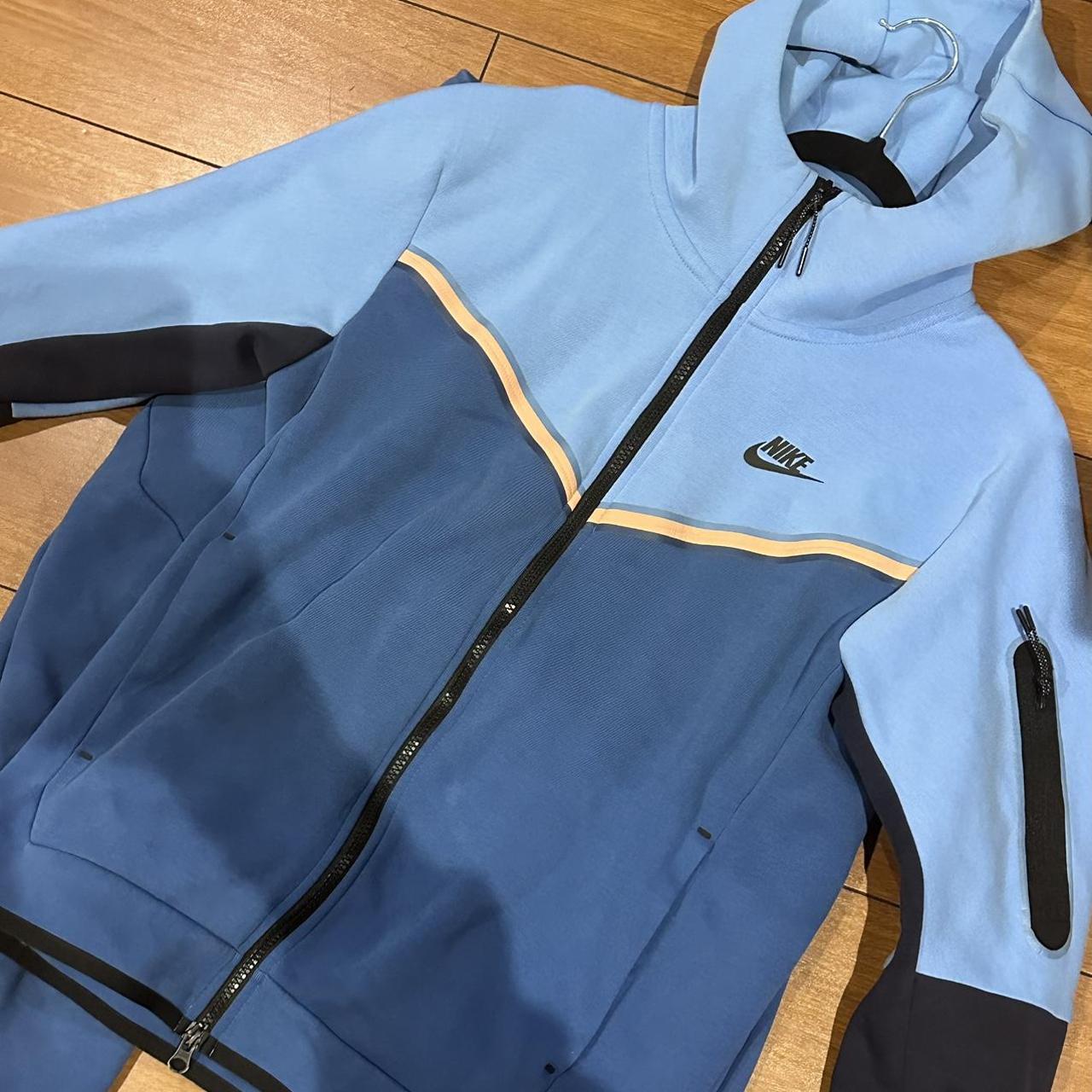 Nike Men's Blue and Orange Coat | Depop