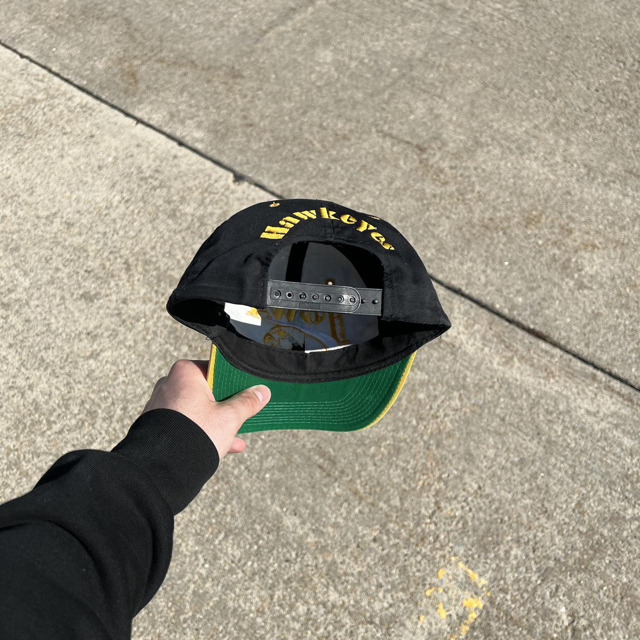 Vintage Iowa Hawkeyes SnapBack, Vintage university...