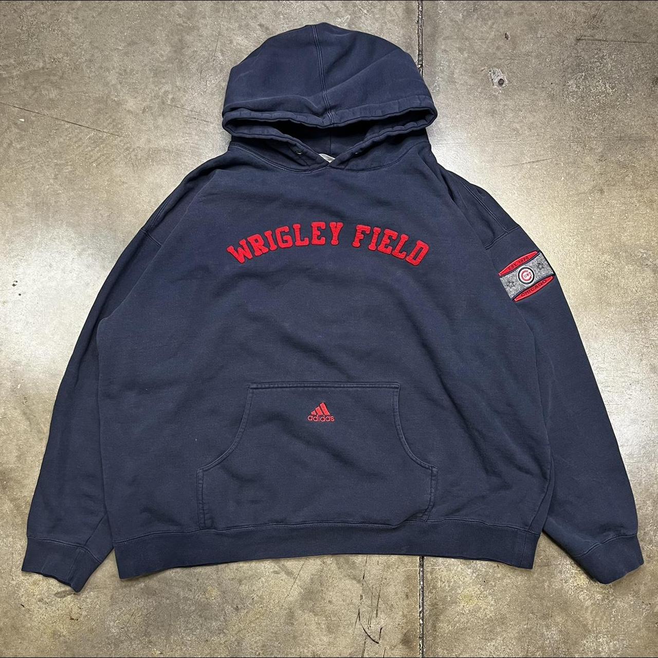 Essential Mitchell & Ness Chicago Cubs Sweatshirt - Depop