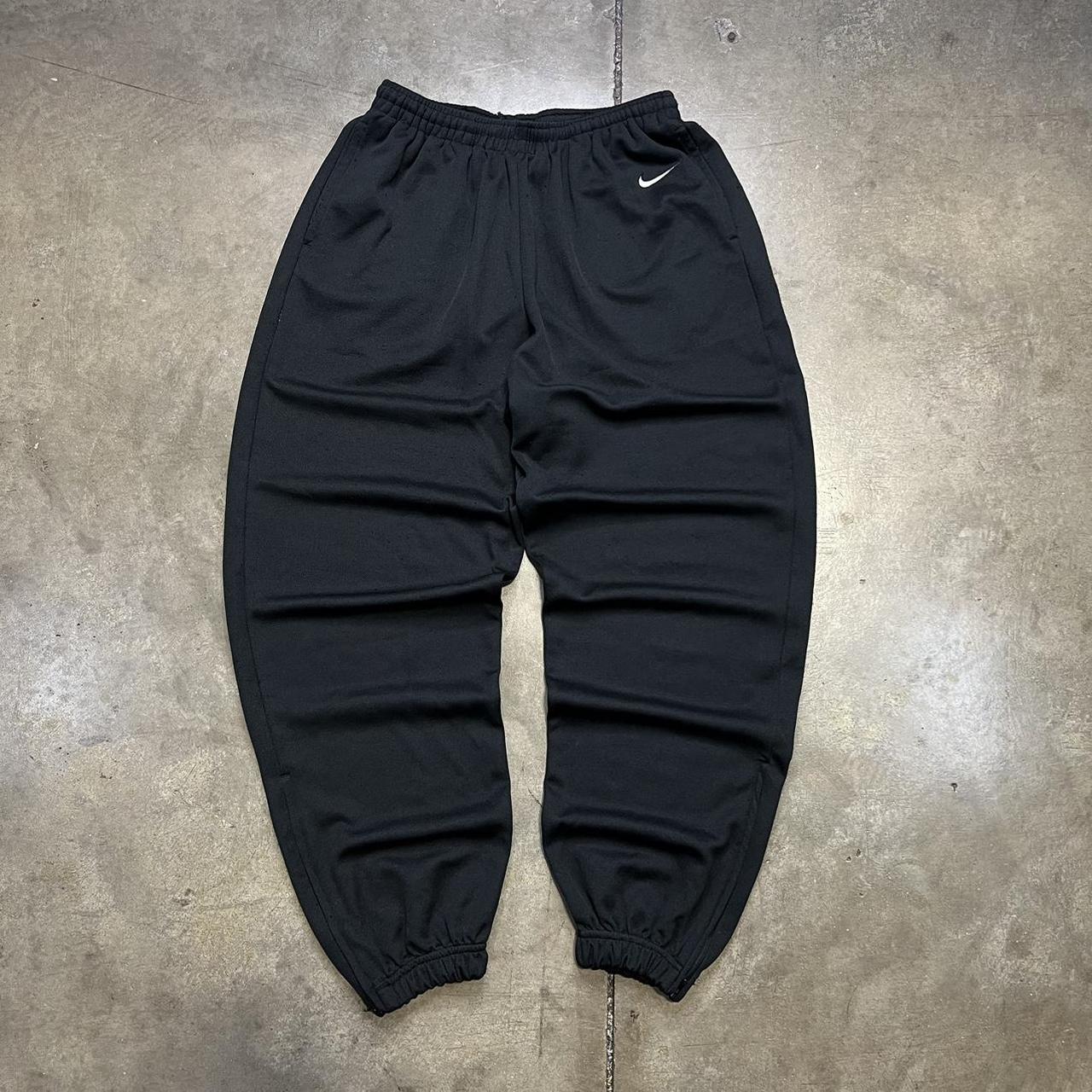 nike joggers depop