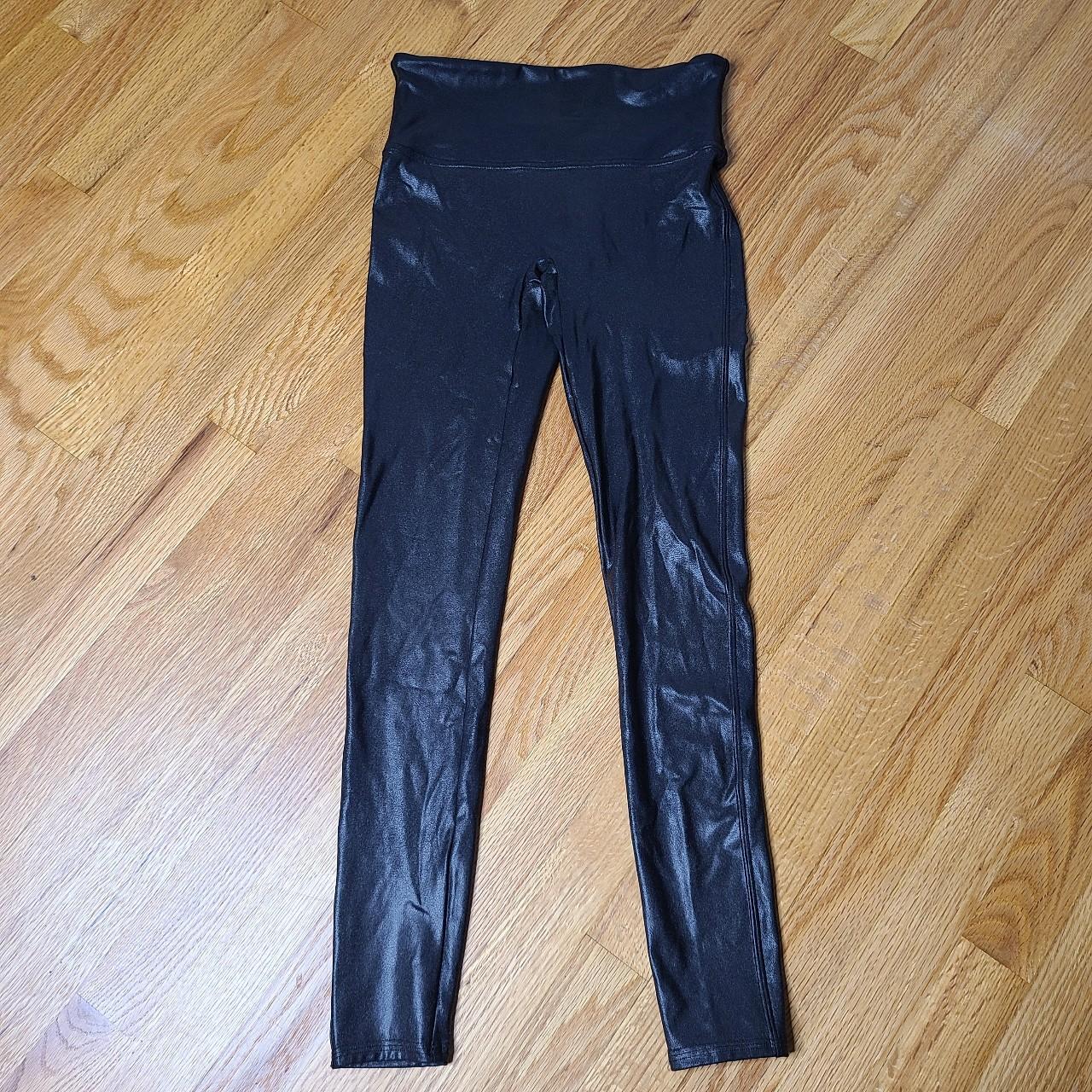 SPANX Perforated Faux Leather Panel Legging Very - Depop
