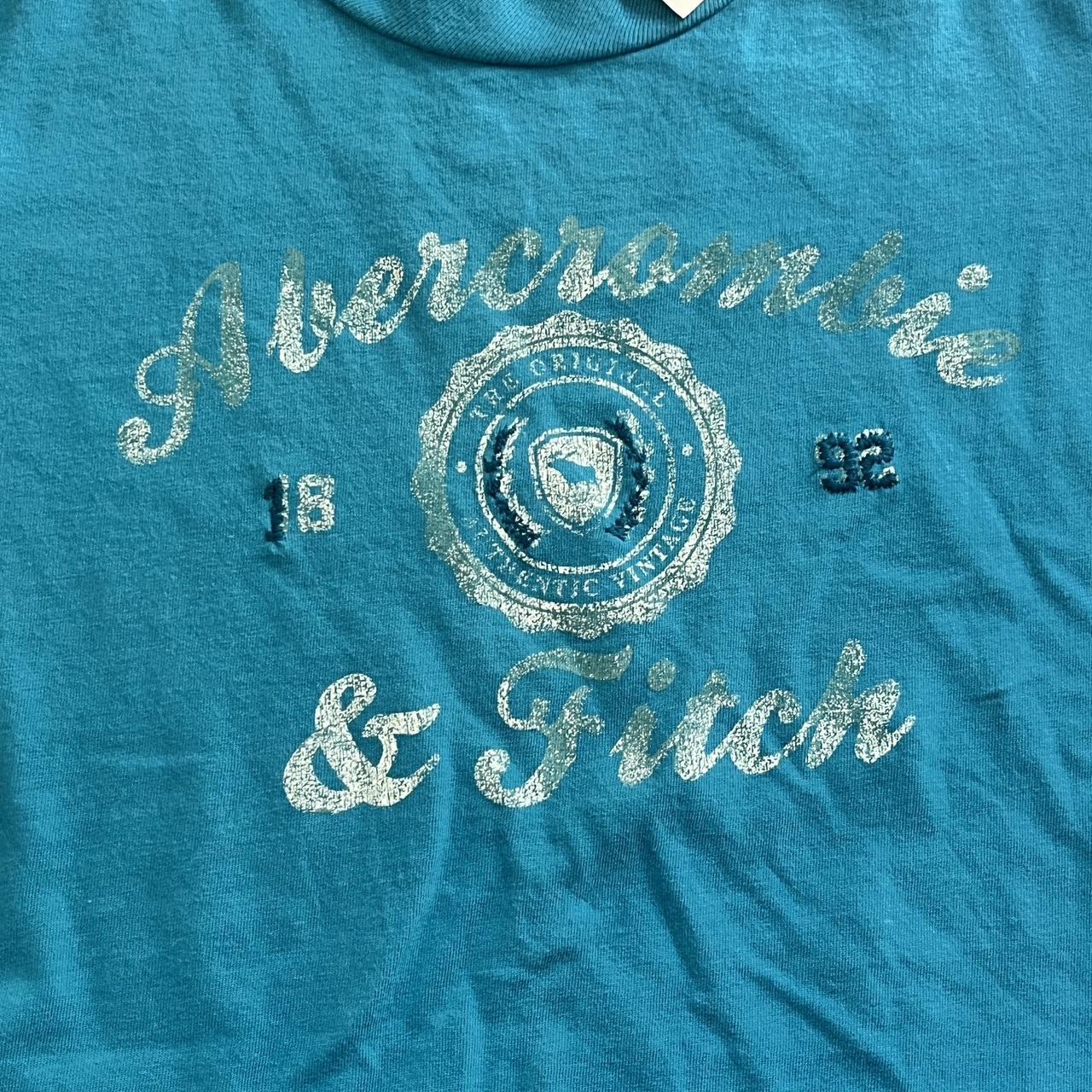 Abercrombie & Fitch Women's Blue and White T-shirt | Depop
