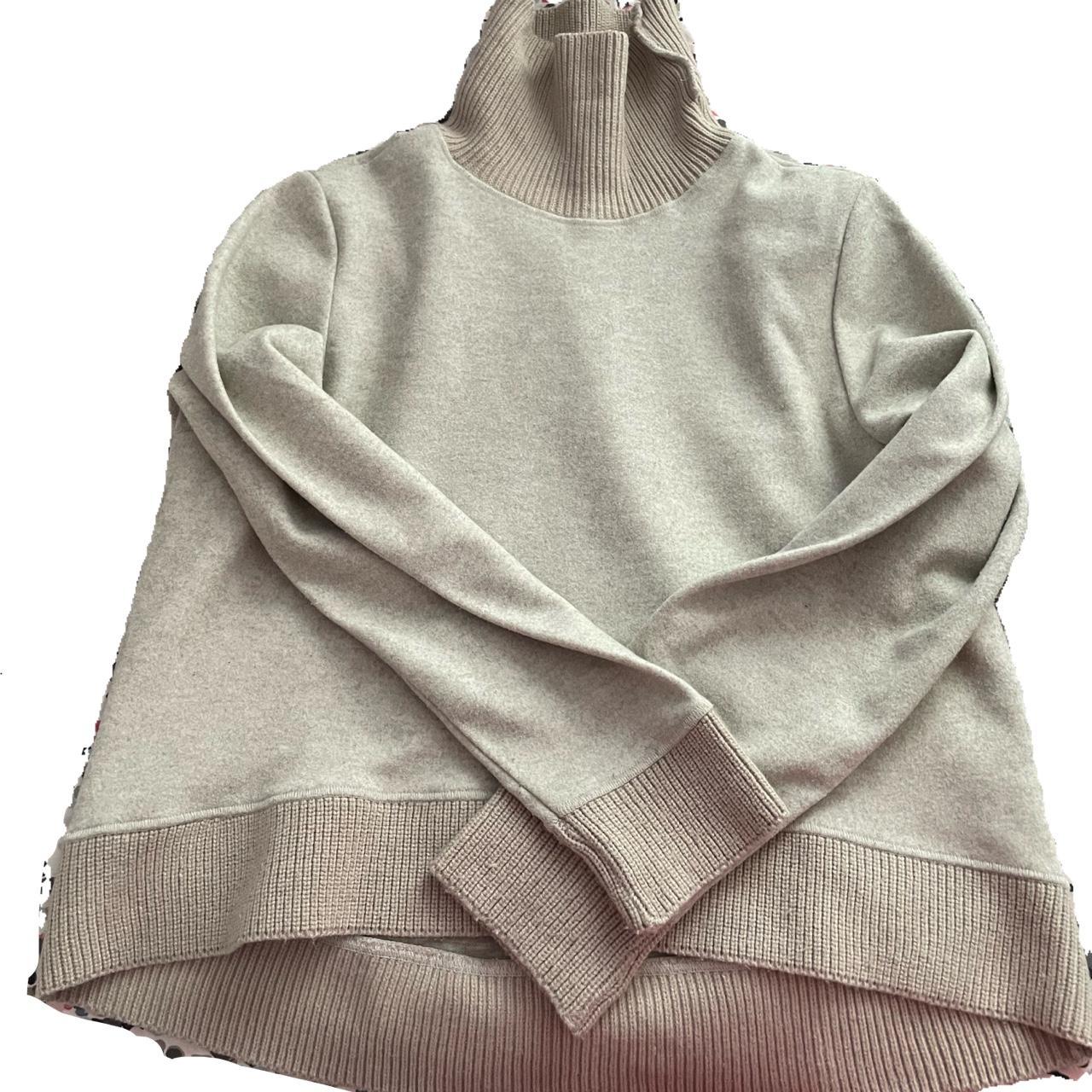 Zara Women's Grey and White Jumper Depop