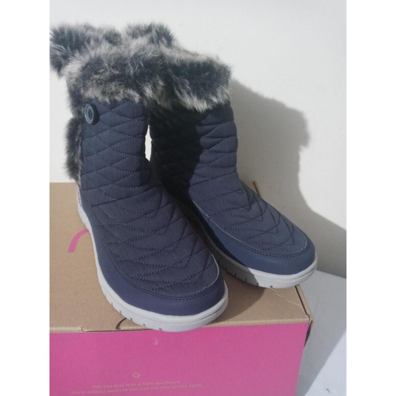 item listed by thetealswan