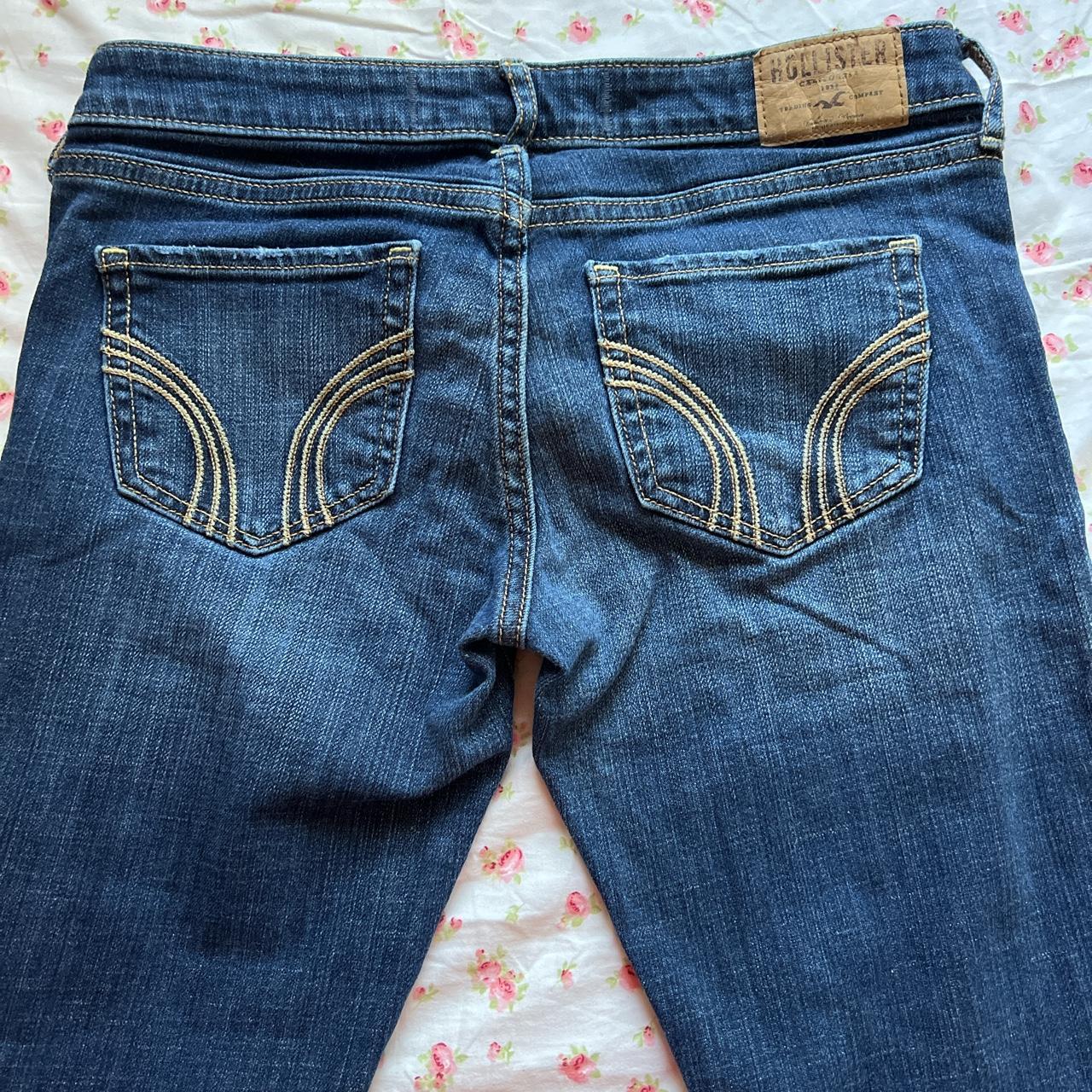 Low Rise Flare Hollister Jeans Sizing; 3R W 26 L... - Depop