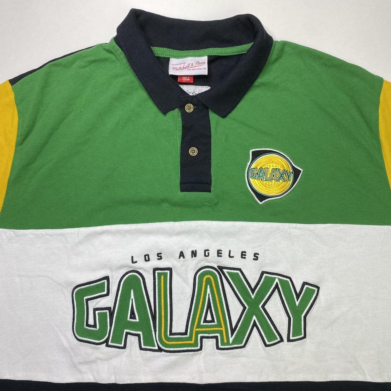 Vintage 90's Los Angeles Galaxy Soccer jersey! It's - Depop