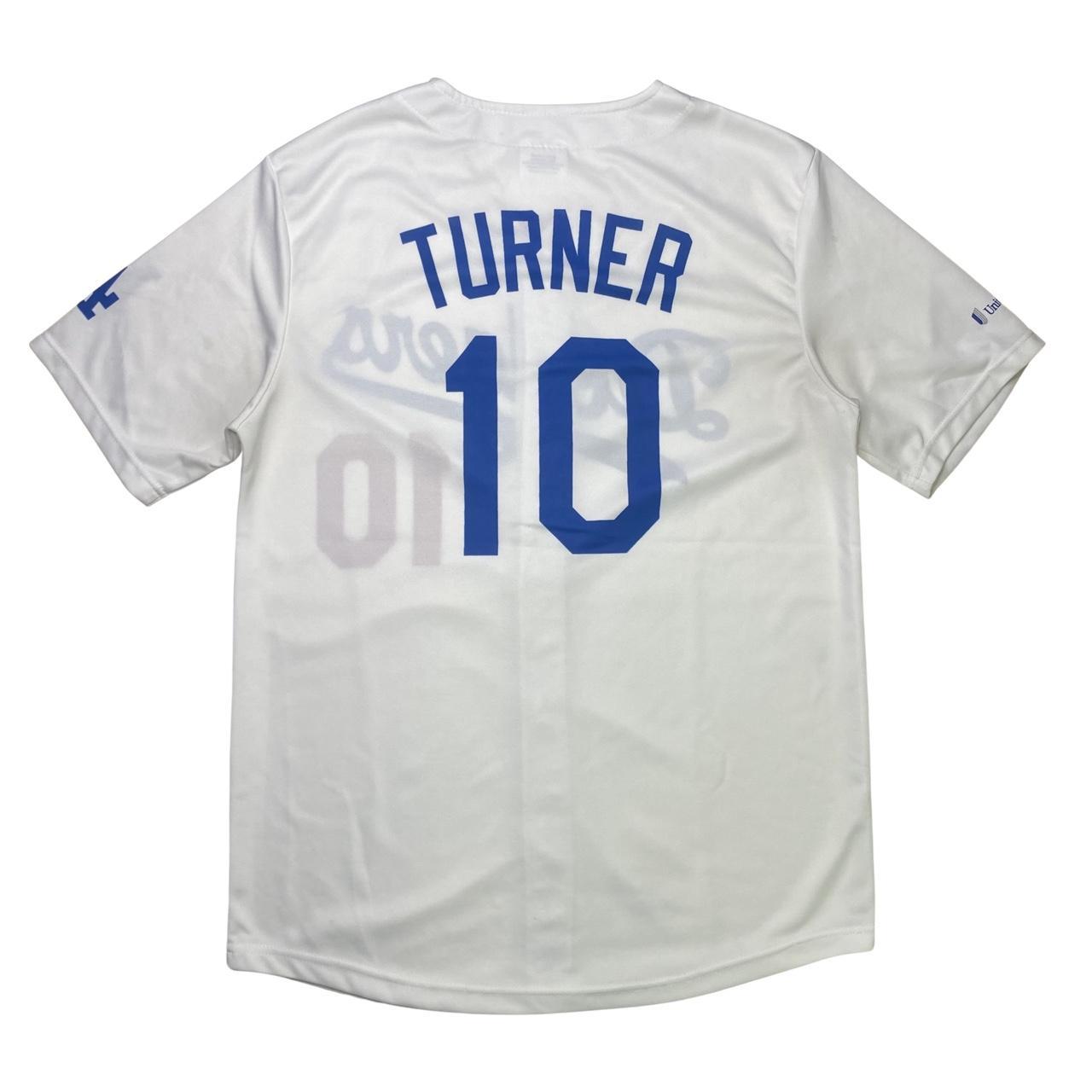 Why is Justin Turner's jersey stained