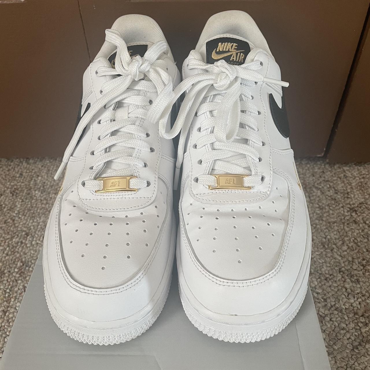 womens nike black and gold