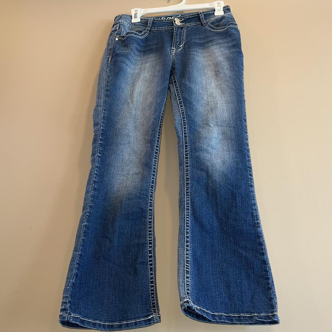 Wallflower straight outlet leg jeans