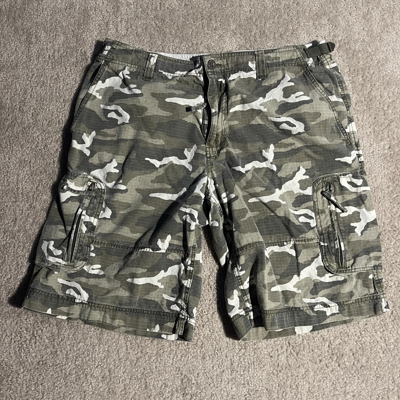 North face camo on sale shorts