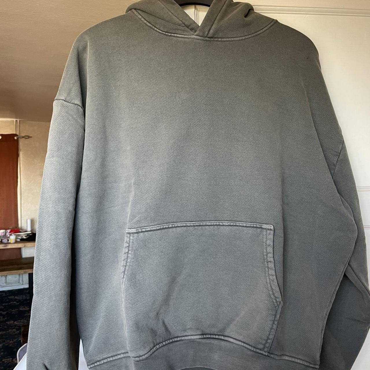 Men's Grey and Black Hoodie | Depop