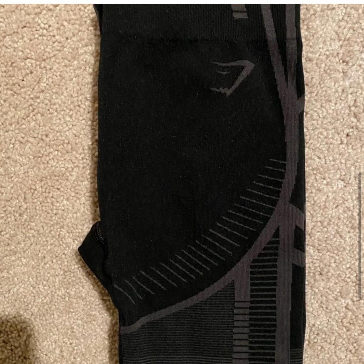 Gymshark Geo Seamless Leggings. Size: Small