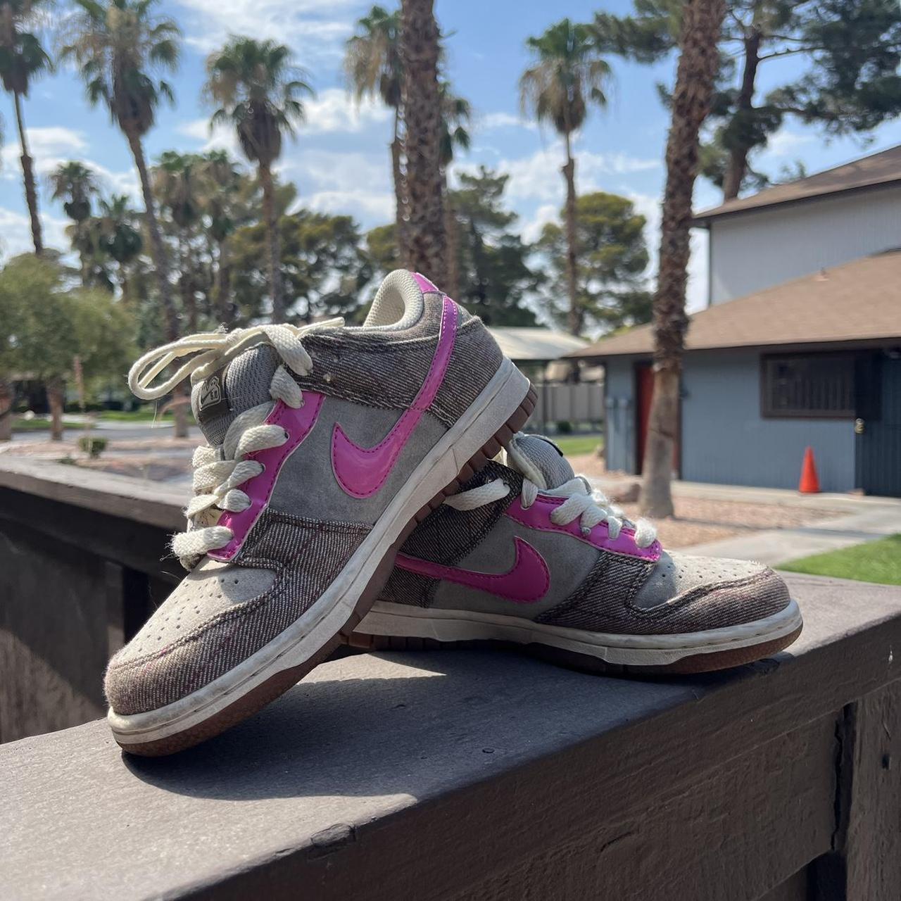 Women s Nike Dunk Low SE grey and pink trainers Depop