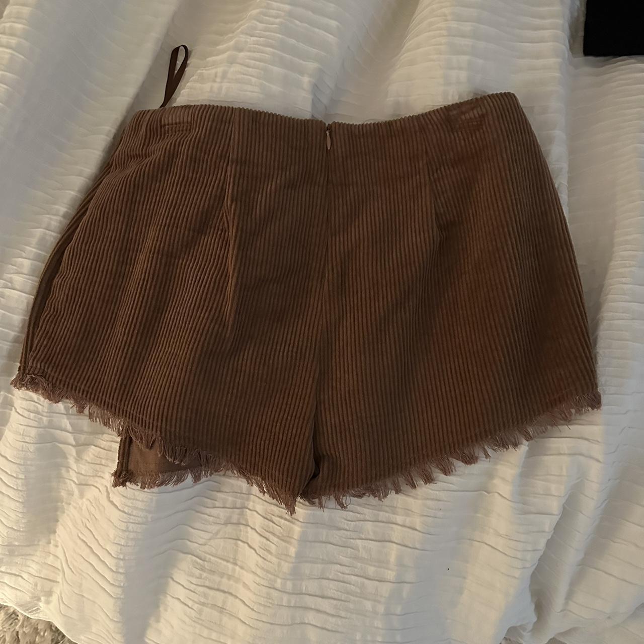 Market Women's Skirt Depop