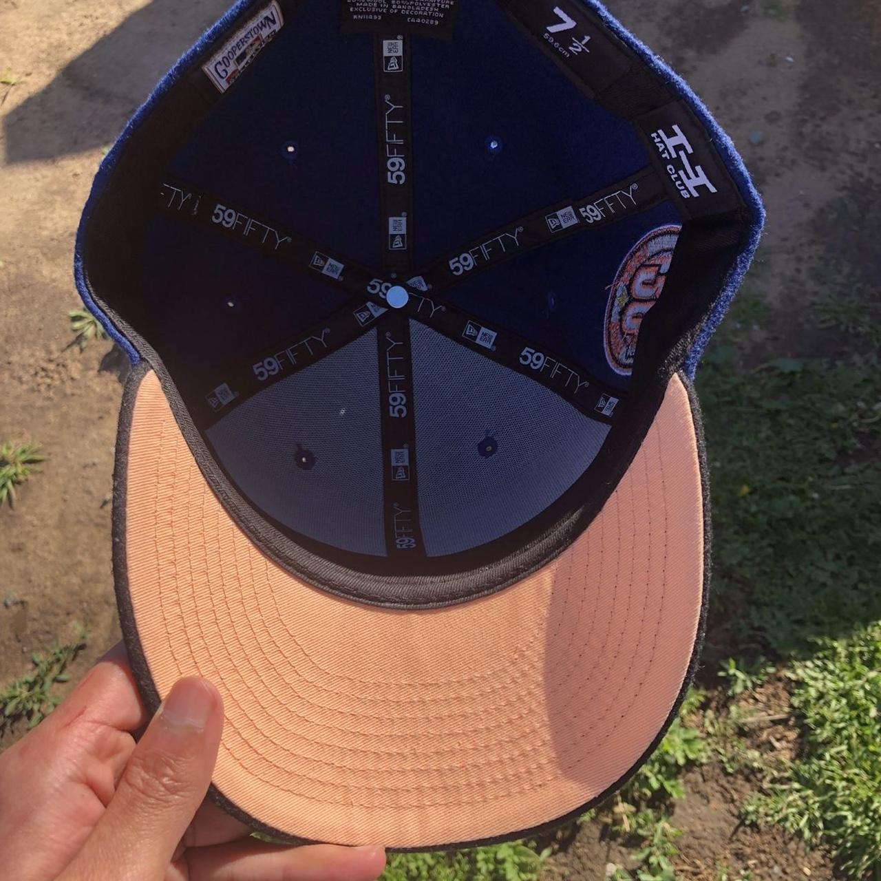 New Era: Toronto Blue Jays Fitted Hat (Hat Club - Depop