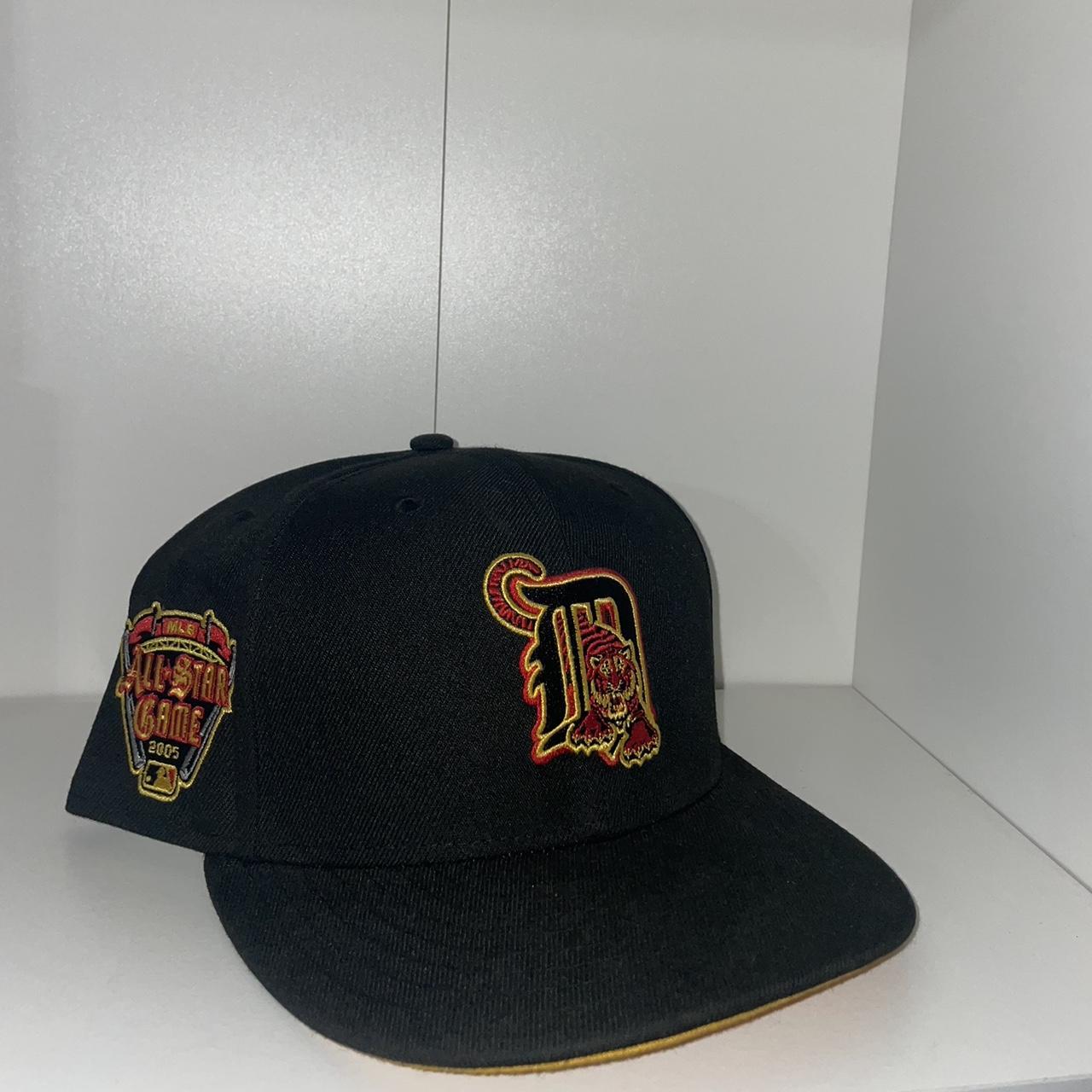 New Era 39Thirty Detroit Tigers Fitted Hat Child - Depop