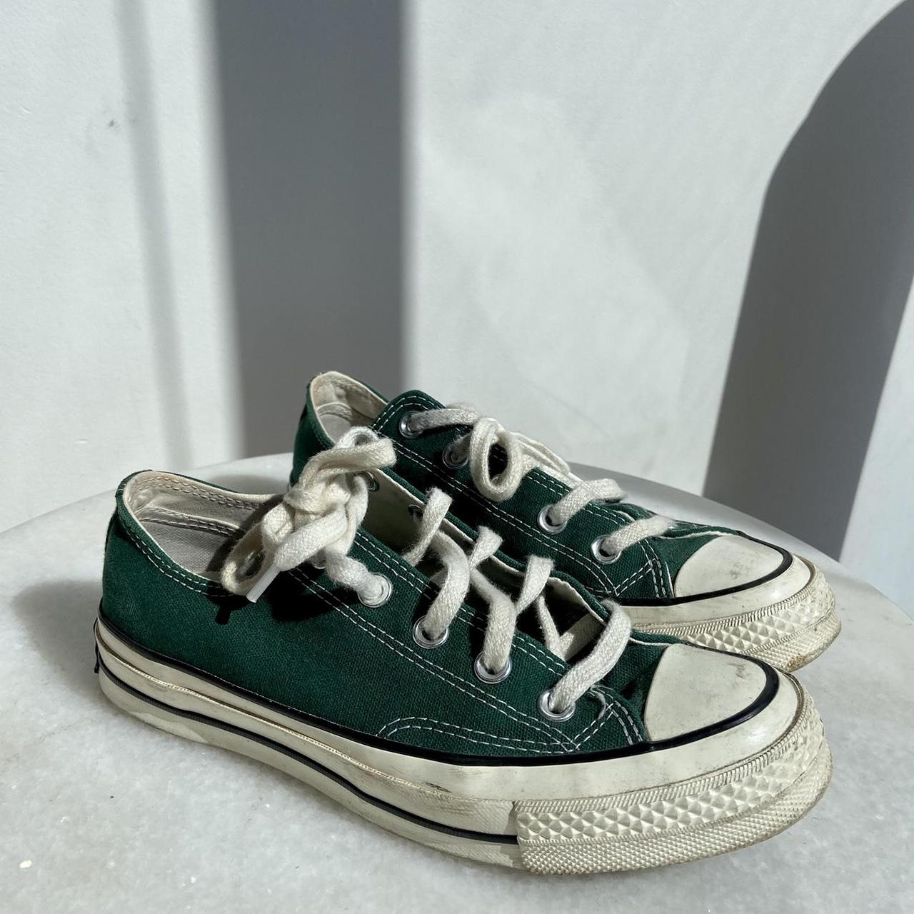 Dark green converse - Depop