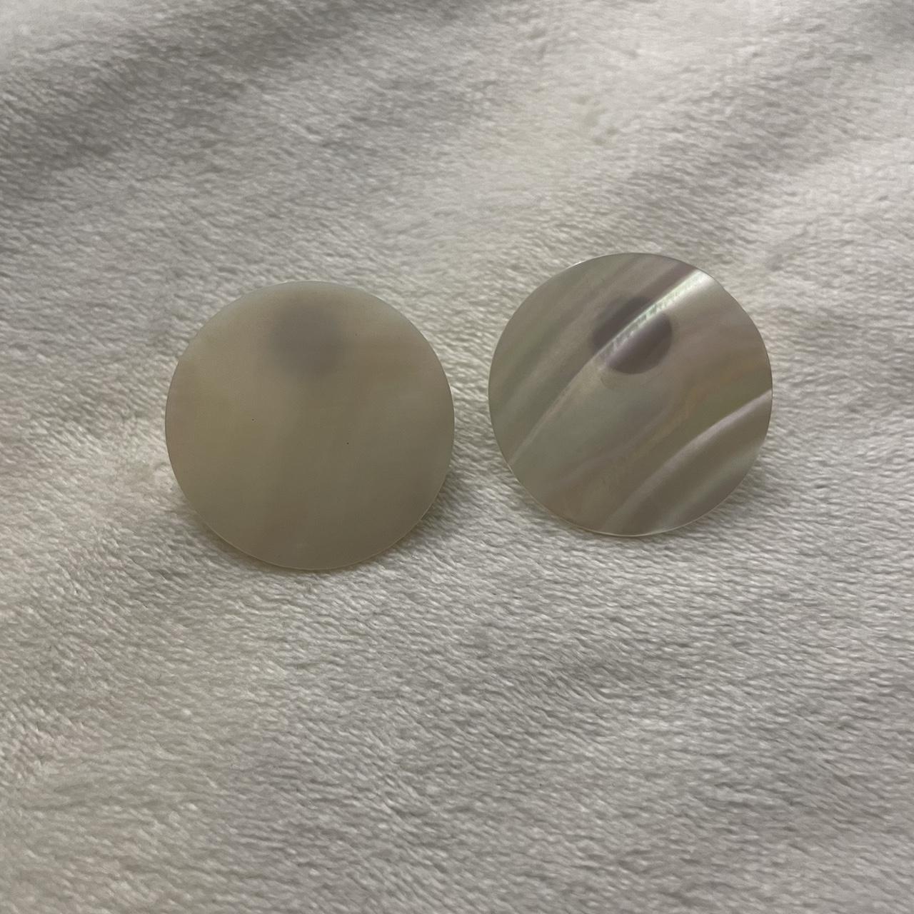 Circle earrings / looks like shell like material... - Depop