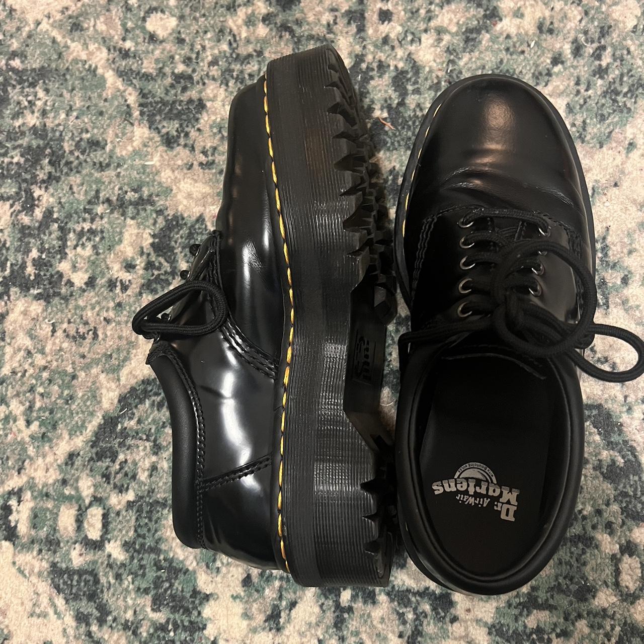 Dr martens 8053 outlet vs 1461