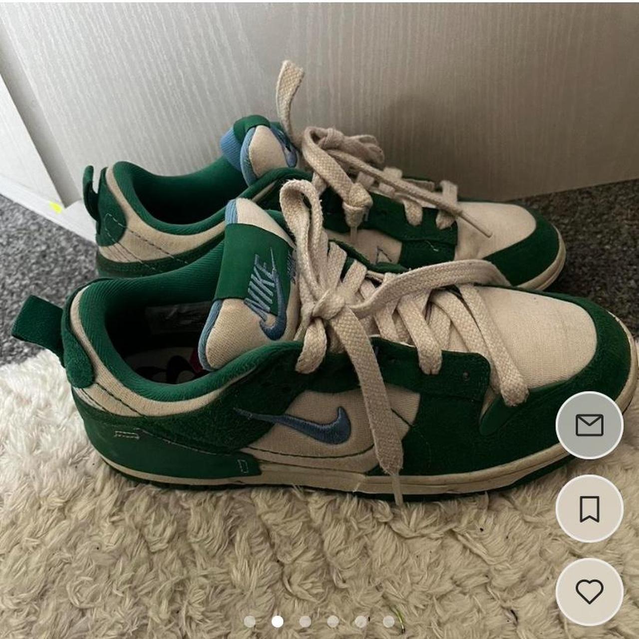 nike green dunk disrupts size 6 hardly worn SEND... Depop