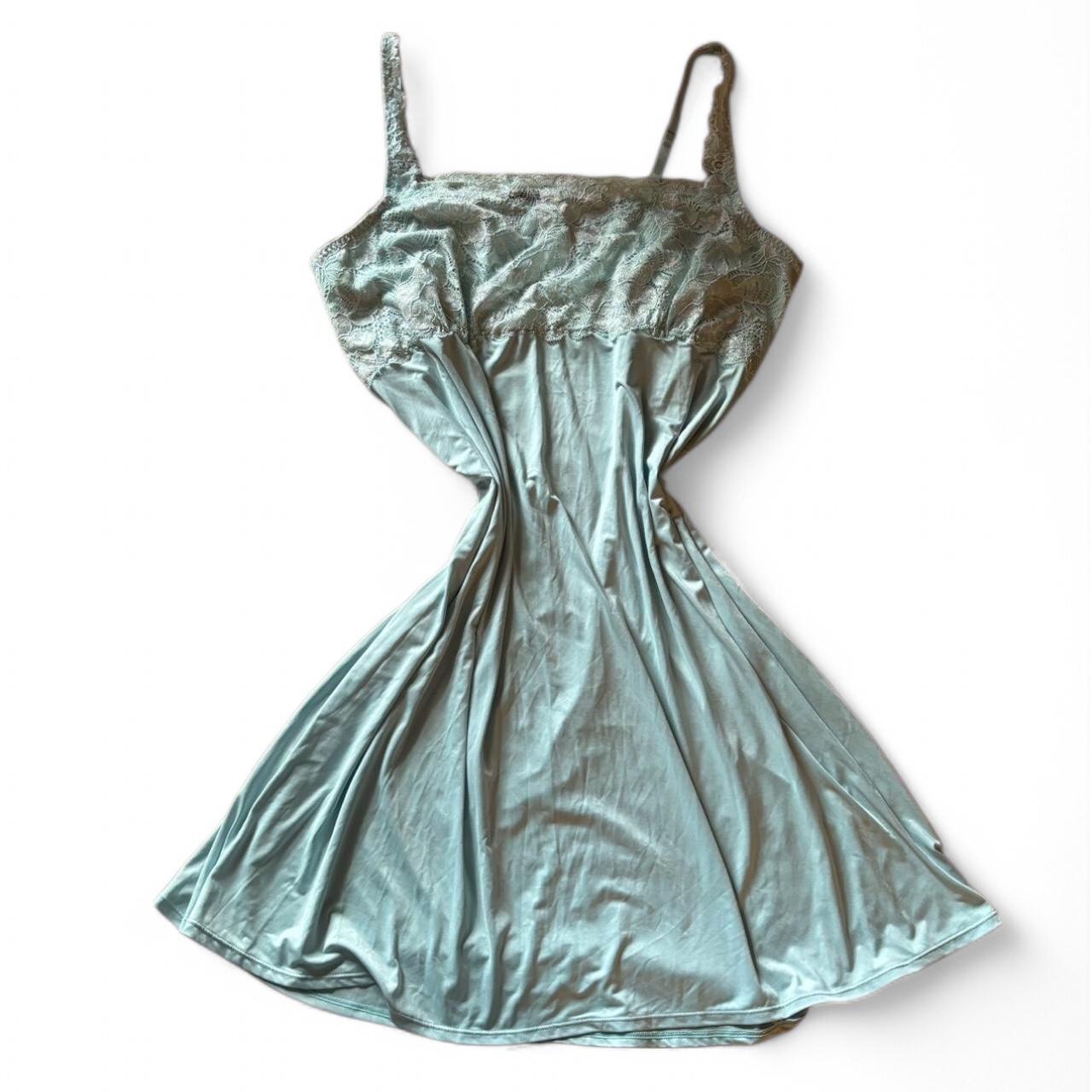 item listed by iwanthercloset