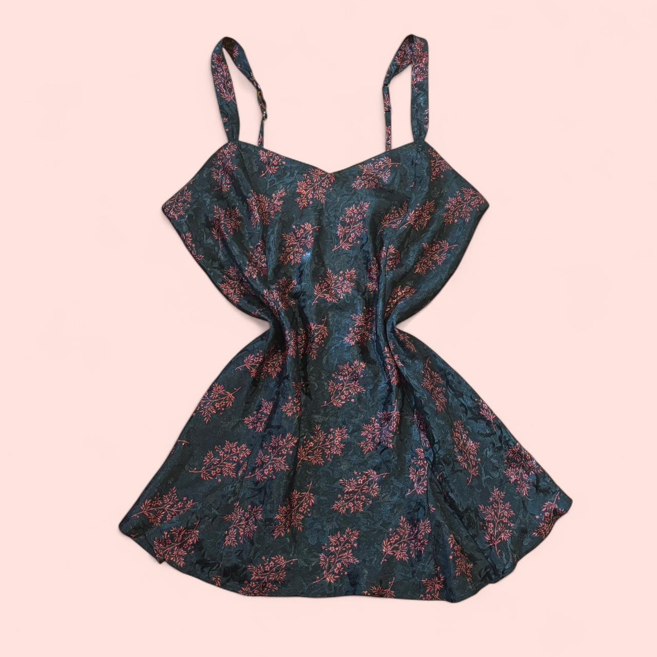 item listed by iwanthercloset