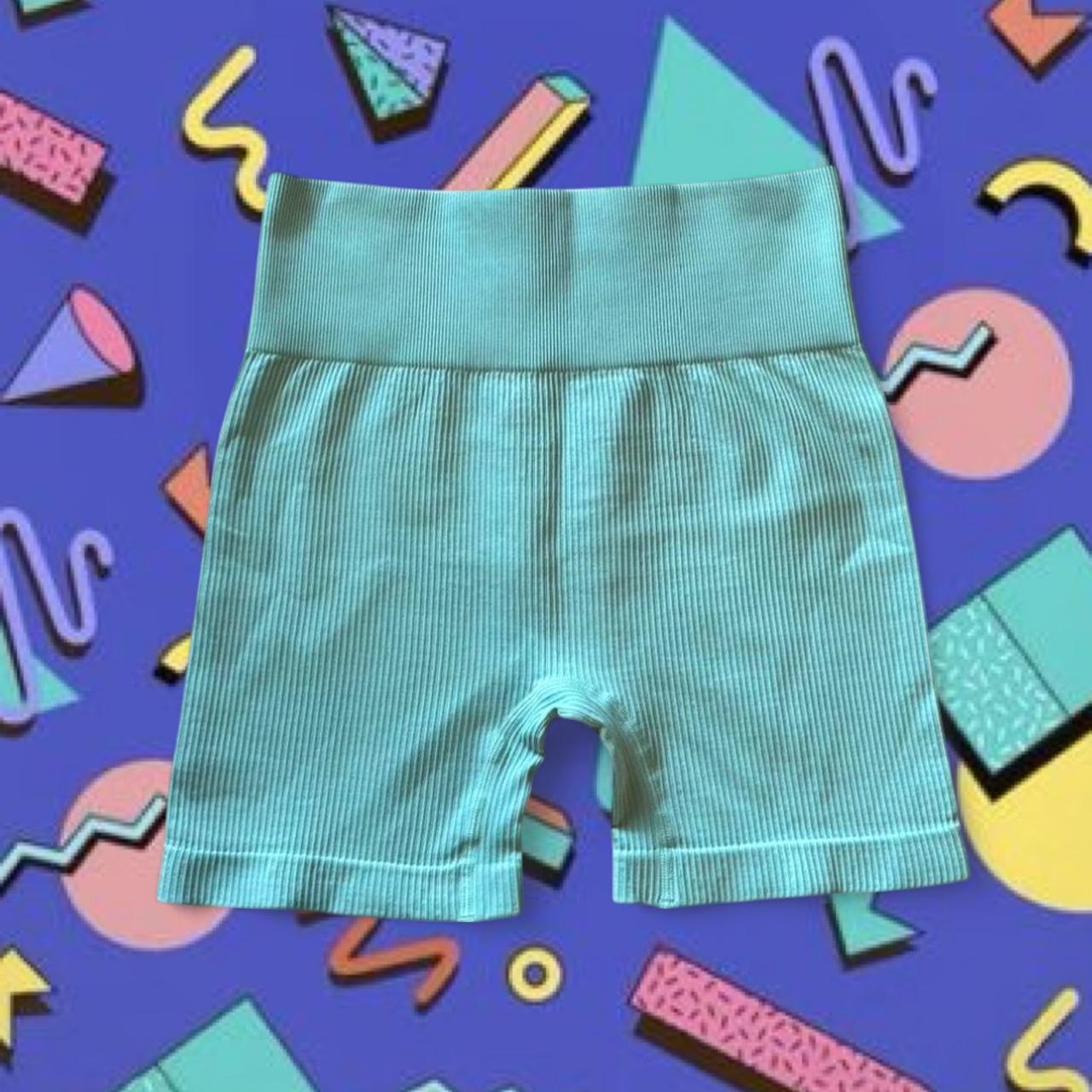 item listed by iwanthercloset