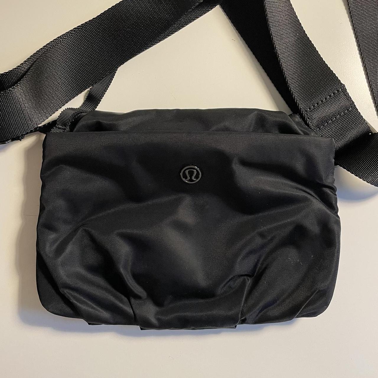 Lululemon Black Yoga Bag