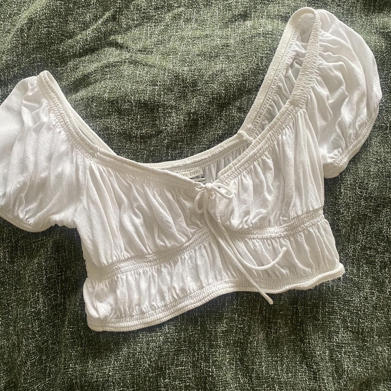 Urban Outfitters Women's White Crop-top | Depop