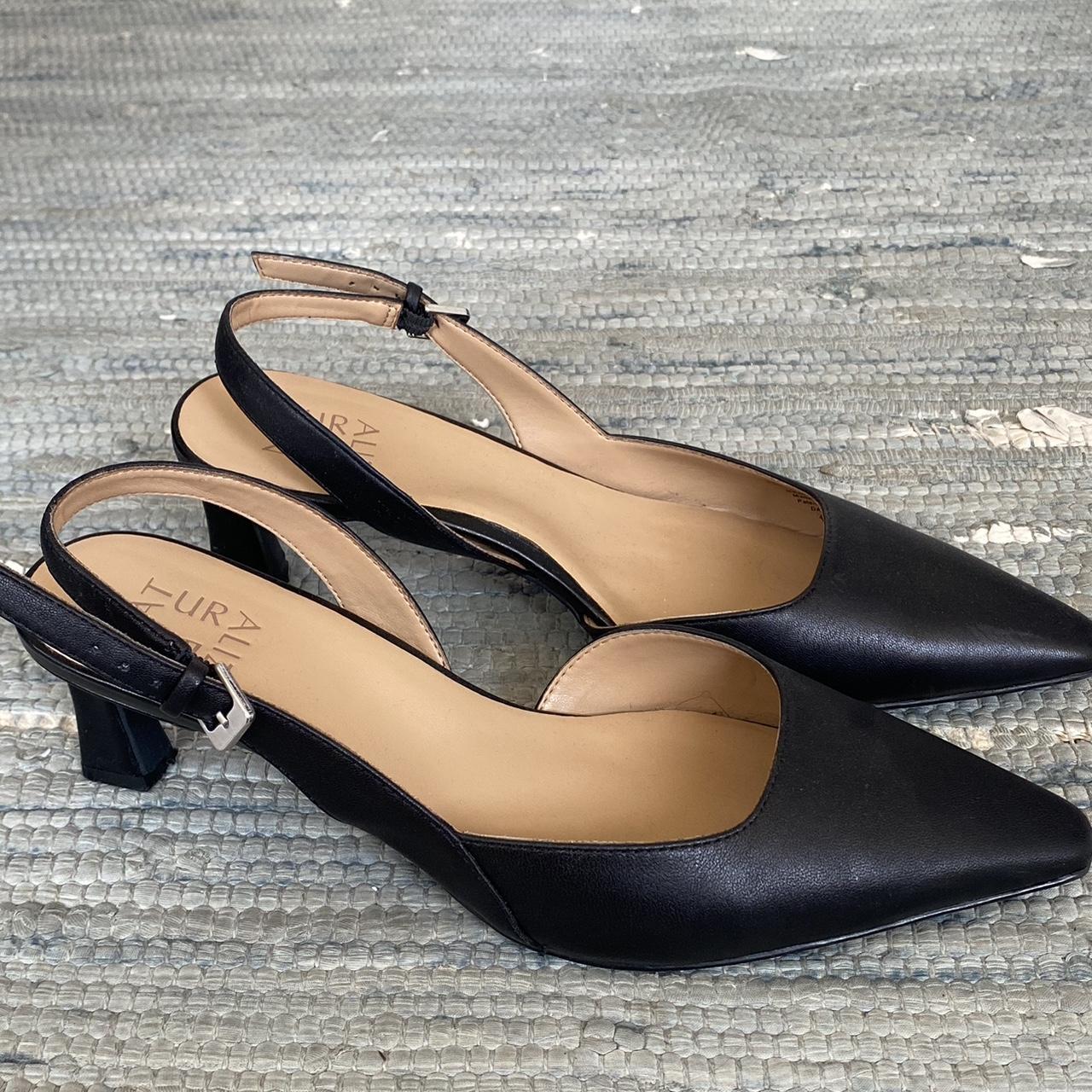 naturalizer kitten heels