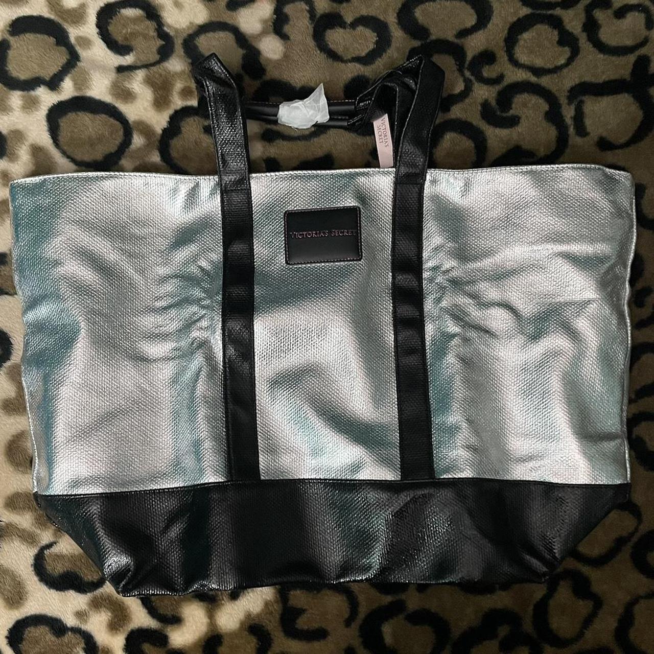 Victoria's Secret Beach Tote Bag Smoke free home - Depop