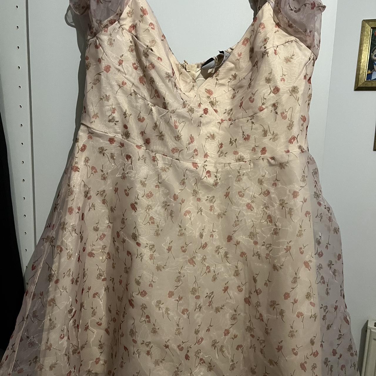 Cider Pink romantic dress! Size large - made of... - Depop