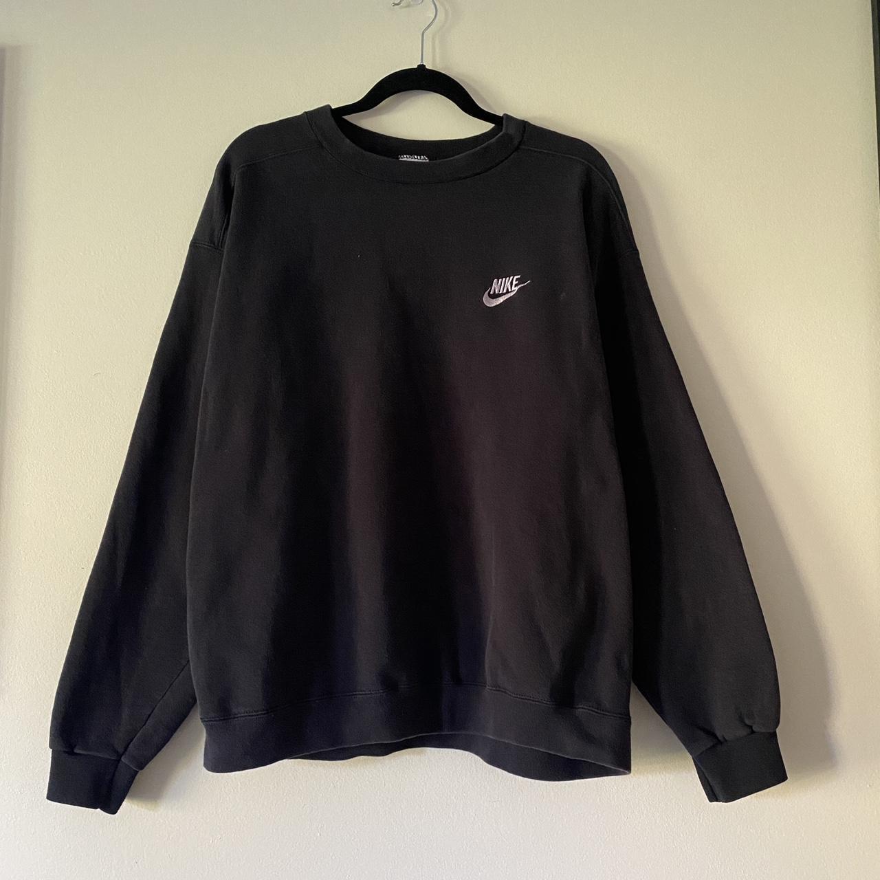 black and white nike 90s