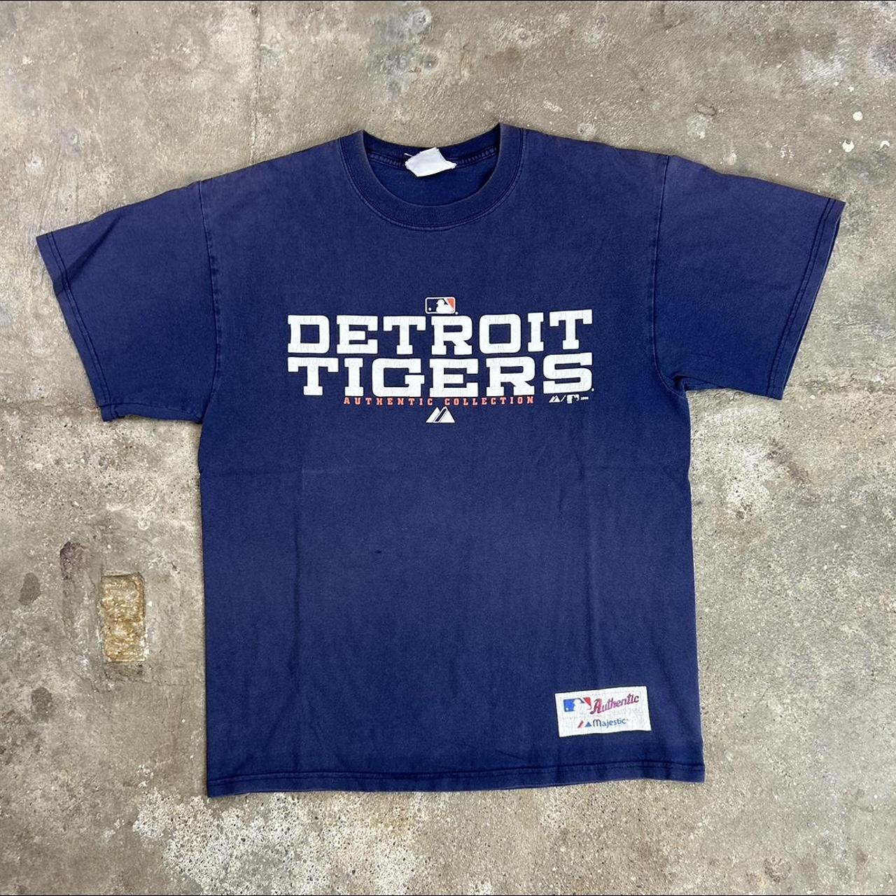 Vintage Detroit tigers t shirt large fits like medium - Depop