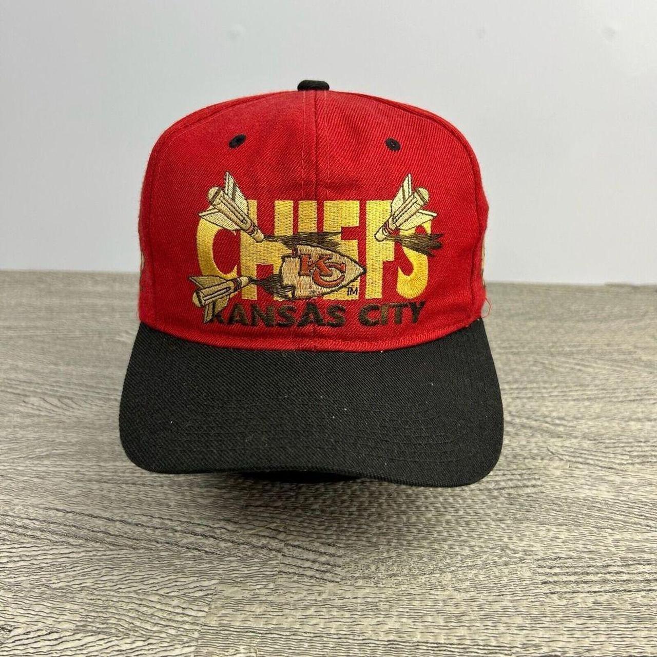 Vintage store kansas city chiefs snap back