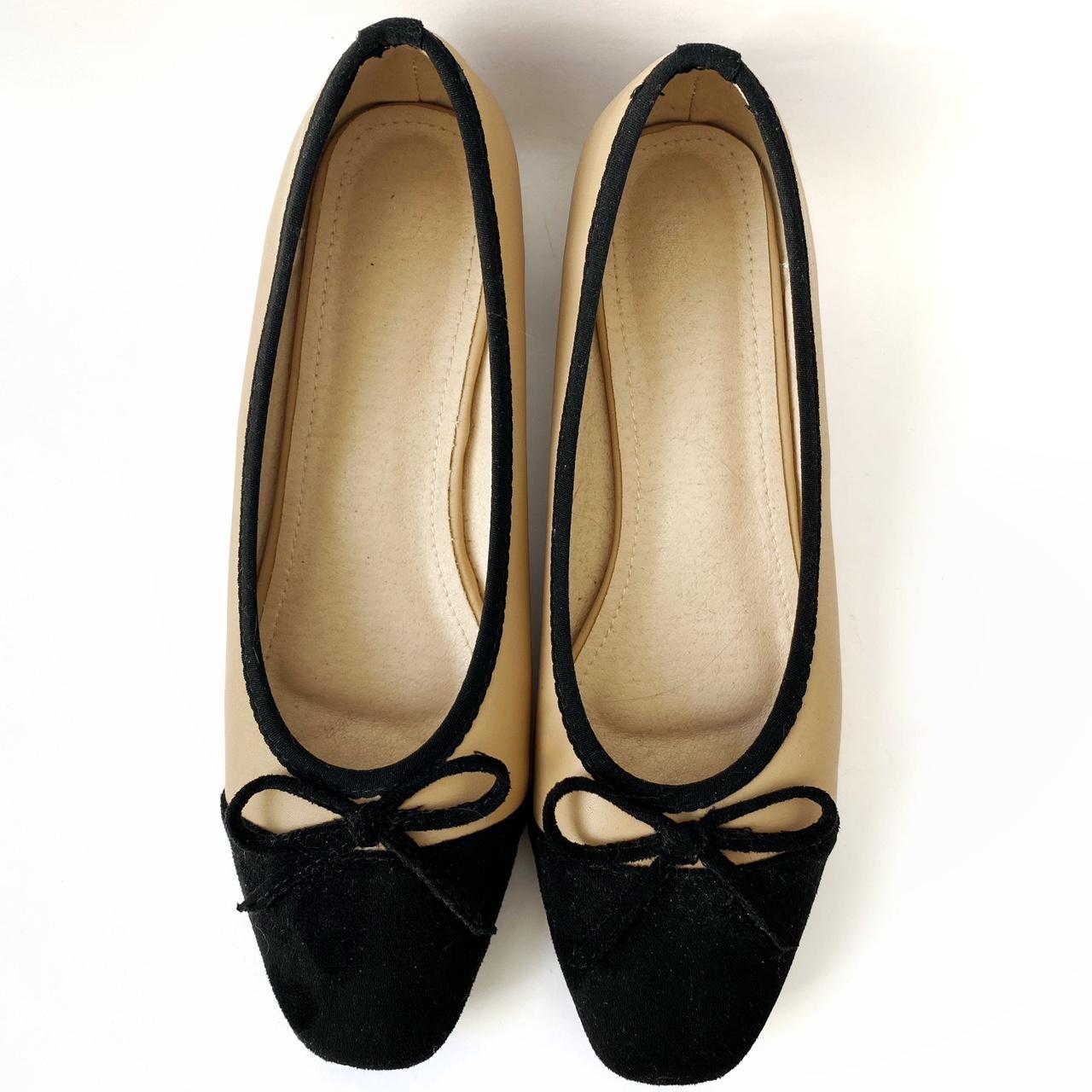 Tan and black ballet pumps! ⭐️ • womens 9/euro 40/uk... Depop