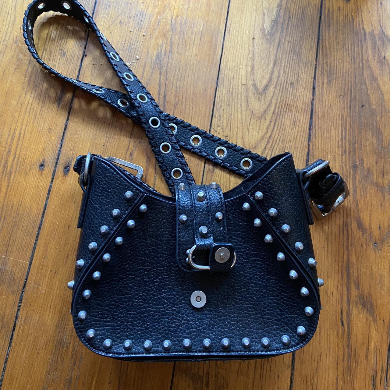 SOLD❌)Senreve Aria Belt Bag Aria Leather Belt Bag - Depop