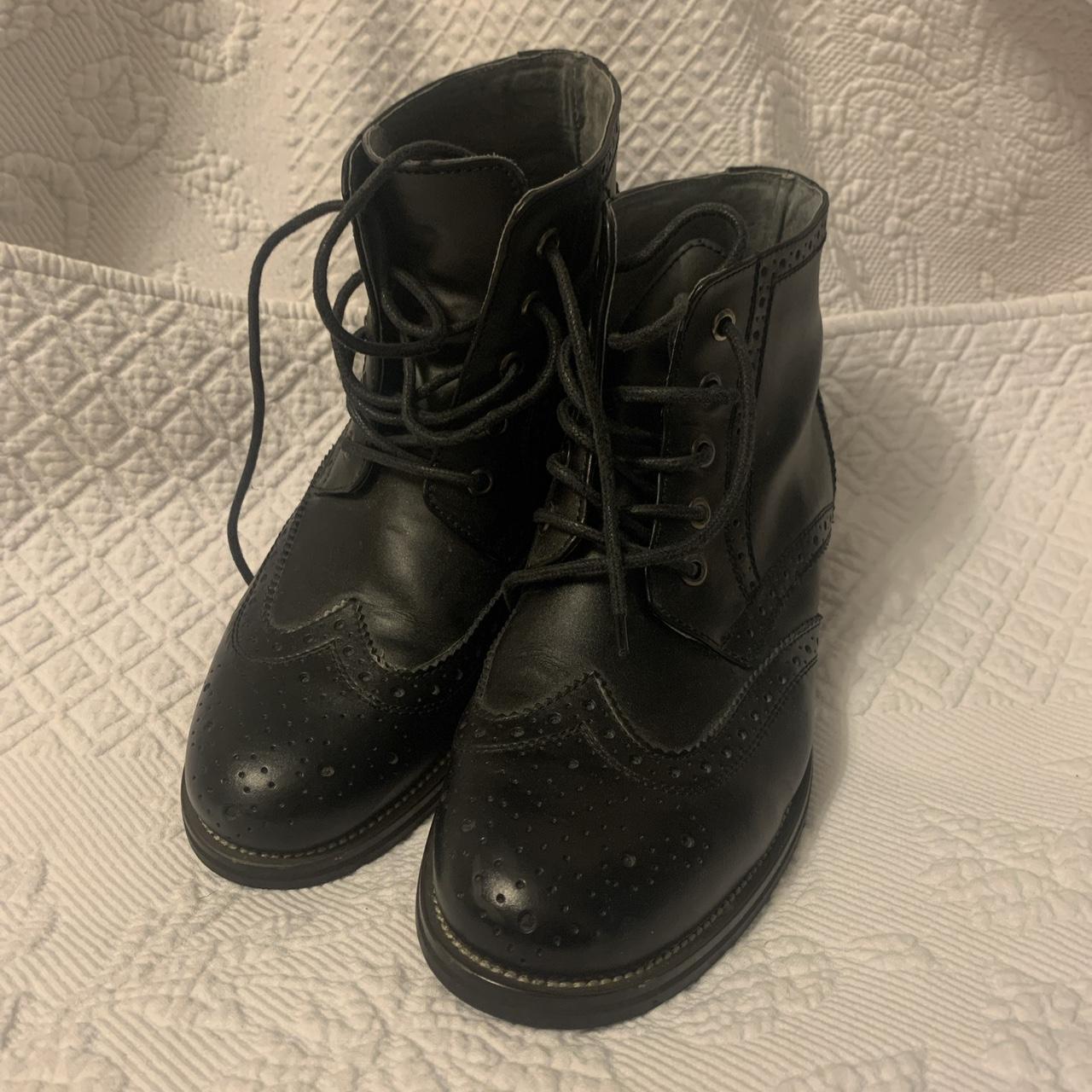 Steve madden cheap wingtip boots