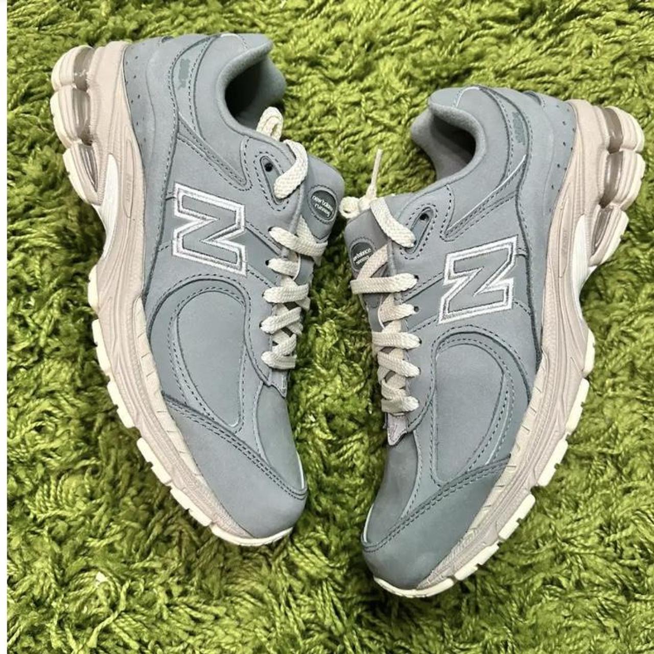 KITH × New Balance 2002R Pistachio - 靴