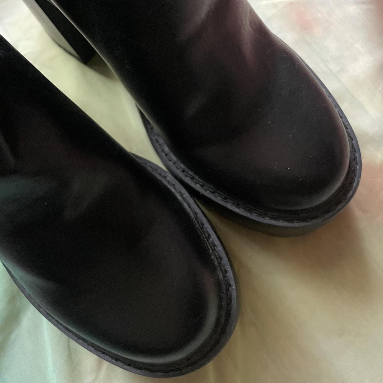 madden girl kamora platform chelsea boot brown