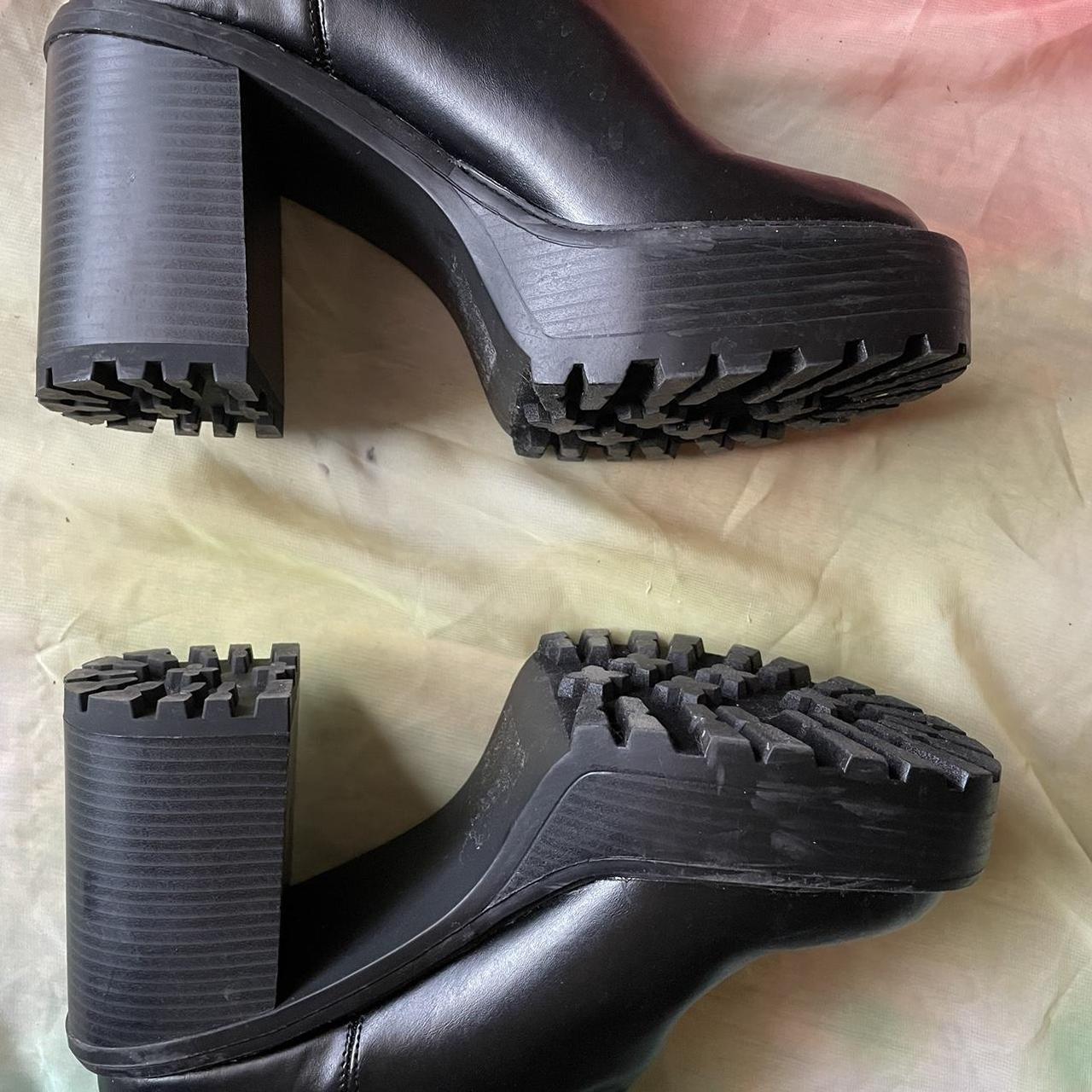 madden girl kamora platform chelsea boot brown